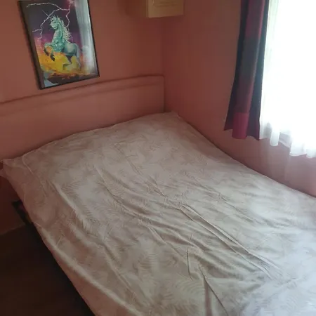 Camping 12mx3,60m Avec Grand Jardin *